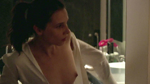 Ximena Carbonell from Fugitives Naked. Breasts, bathroom, brunette. 916985