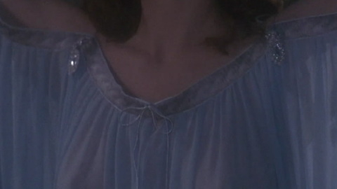 Hottest Sigourney Weaver Scene in Snow White: A Tale of Terror. Sexy, A-list, brunette. 918896