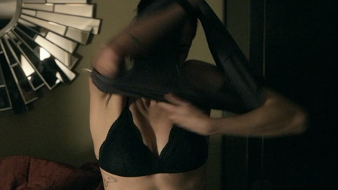 Hottest Lina Esco Scene in S.W.A.T.. Underwear, SFW, black bra. 937100