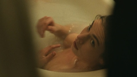 Hottest Lily James Scene in The Dig. Sexy, bath, bathtub. 933902