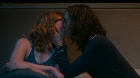 Sexiest Scenes of Pam Horton from For All Mankind. Lesbian, SFW, bedroom. 940001