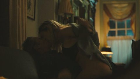 Kate Winslet Nude as Marianne 'Mare' Sheehan. Butt, Sexy, Underwear, black bra, open shirt. 940724