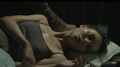 Hottest Sasha Frolova Scene in Mare of Easttown. Sexy, brunette, captives. 943280
