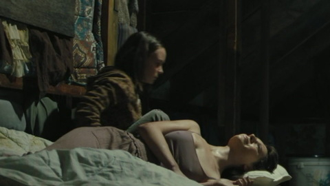 Sexiest Scenes of Missy Sayers from Mare of Easttown. Sexy, brunette, captives. 943277