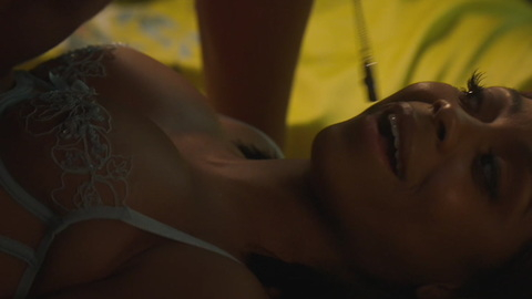Sexiest Scenes of Renee Ross from Run the World. Underwear, cleavage, in bed. 946139