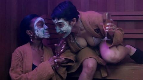 Sexiest Viv Scenes. Bikini, cleavage, face mask. 987172