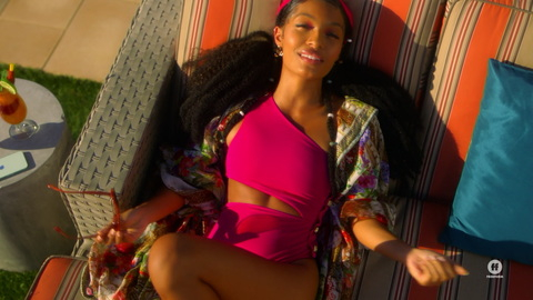 Sexiest Scenes of Zoey Johnson from grown-ish. Sexy, bathing suit, curly hair. 948833