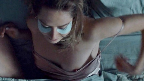 Catherine Chabot Nude as Marie-Soleil Blouin. Breasts, Underwear, bedroom, brunette. 948998