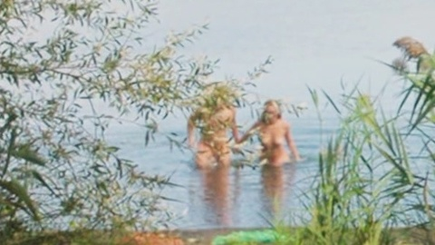 Nudes of Julia / Young Julia from Domina. Breasts, daytime, lake. 991086