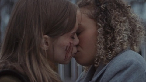 Seance's Sexiest Scenes with Suki Waterhouse. Lesbian, SFW, blood. 957060