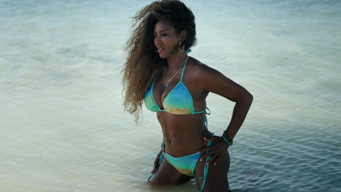 The Real Housewives Ultimate Girls Trip's Sexiest Scenes with Kenya Moore. Bikini, bathing suit, beach. 963324