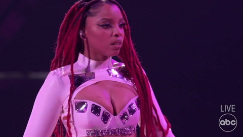Hottest Herself Scenes. Sexy, cleavage, dreadlocks. 962499