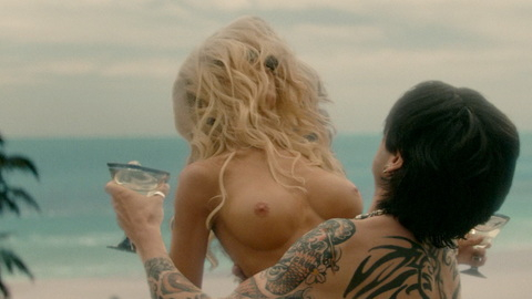 Nudes of Pamela Anderson from Pam & Tommy. Breasts, Prosthetic, blonde, couple. 968646