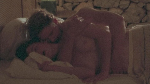 Nudes of Frances Flynn from Conversations with Friends. Breasts, bedroom, brunette. 976734