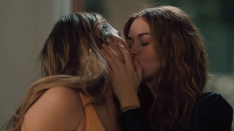 Obsessed to Death's Sexiest Scenes with Holland Roden. Lesbian, Sexy, bedroom, blonde. 978582