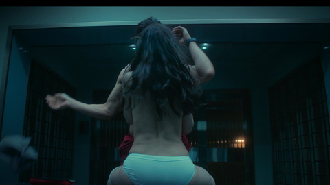 Lee Joo-bin in Money Heist: Korea - Joint Economic Area (2022) Underwear Sitting Topless 979061