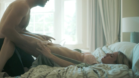 Grace Van Patten Naked as Lucy Albright. Underwear, Bush, blonde, in bed. 1005519