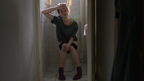 Hottest Emilia Schüle Scene in The Perfumier. Sexy, Underwear, bathroom, on toilet. 981164