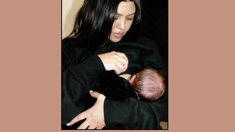 The Kardashians's Sexiest Scenes with Kourtney Kardashian. Sexy, breastfeeding, photo. 1001736