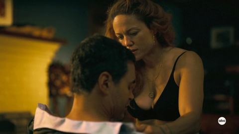 Hottest Erika Christensen Scene in Will Trent. Sexy, Underwear, SFW, cleavage. 983432