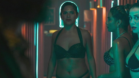 Lelé Guillen in Sky Rojo (2021-2023) Bikini Sexy Underwear Bikini Cleavage 983604