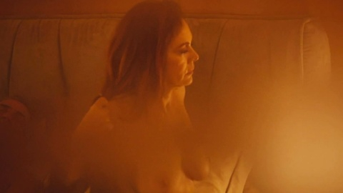 Nudes of Laura Ruggero from Live and Let Live. Breasts, blurry, brunette. 984876