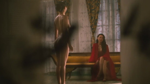 Ngọc Trinh Naked in Sister Sister 2. Butt, butt crack, buttcrack. 985891