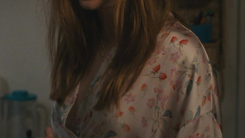 Sexiest Scenes of Quinn Bailey from Scream VI. Sexy, cleavage, kitchen. 987557