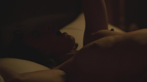 Verónica Echegui Nude as Amparo Priego. Breasts, bed, hard nipples. 987896