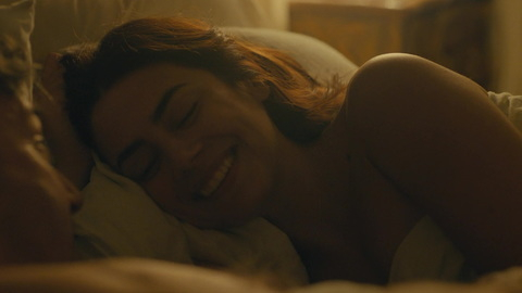 Sexiest Lorenza Izzo Scene in Confess, Fletch. Sexy, cleavage, smiling. 988033