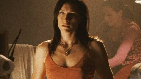 Hottest Claudia Karvan Scene in Daybreakers. Sexy, brunette, hard nipples. 990344
