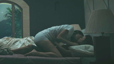 Sexiest Aaliyah Amrohi Scenes. Lesbian, kiss, kissing. 991564
