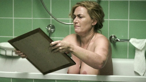 Kate Winslet Naked in Lee. Breasts, A-list, bathroom. 1005595