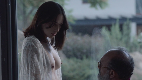 Nudes of Mariana Andrade from Thursday's Widows. Breasts, brunette, examines breasts. 992004