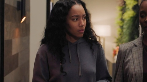 Sexiest Najah Bradley Scene in Found. Sexy, Black, SFW. 993043