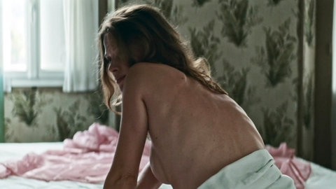 Hottest Jeanne Scenes. Sexy, side boob, sideboob. 993153