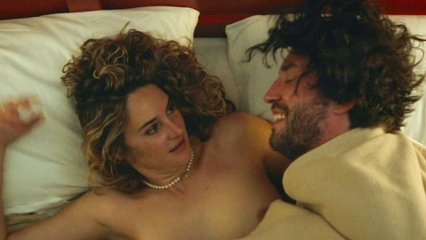 Shailene Woodley Nude as Gia. Breasts, curly hair, in bed. 1005422