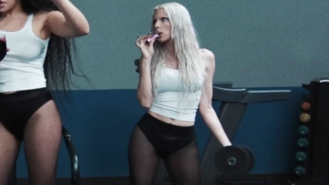 360's Sexiest Scenes with Julia Fox. Sexy, gym, tank top. 1000446