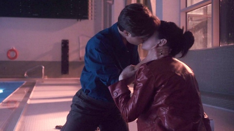 Sexiest August Winter Scene in Orphan Black: Echoes. Lesbian, Sexy, SFW, brunettes. 1002499