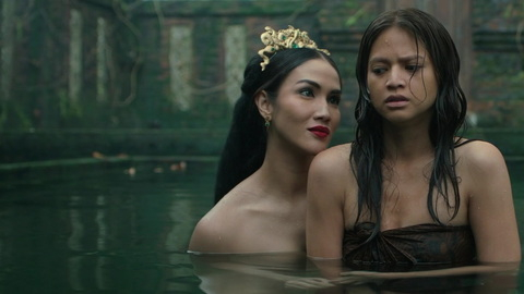 Hottest Aulia Sarah Scene in Dancing Village: The Curse Begins. Sexy, covered, in water. 1003670