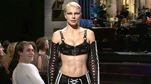 Hottest Julia Fox Scene in Saturday Night Live. Underwear, SFW, abs. 1006388