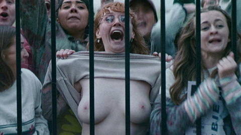 Nudes of Fan - Flasher from Better Man. Breasts, flashing breasts, gate. 1008270