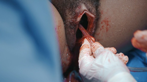 Enuka Okuma in The Pitt (2025) Bush Prosthetic Birth Blood 1008924