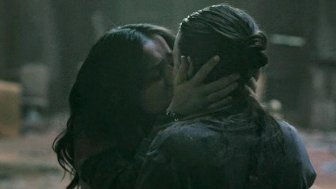 Sexiest Scenes of Ellie Williams from The Last of Us. Lesbian, SFW, brunette. 1010201