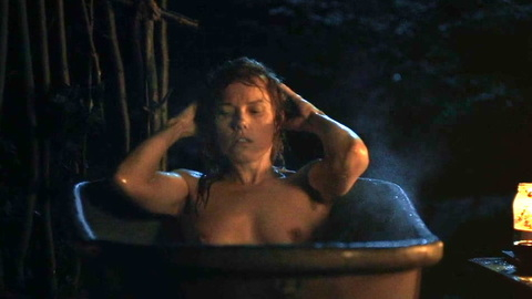 Roma Gąsiorowska Nude in Rój. Breasts, bath, night. 1010884