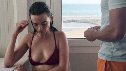 Emma Mackey in Hot Milk (2025) Bikini Breasts Beach Bikini 1012489