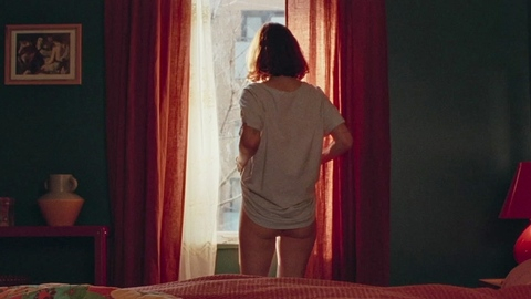 Karine Gonthier-Hyndman Naked as Florence. Butt, bedroom, cheeks. 1012779
