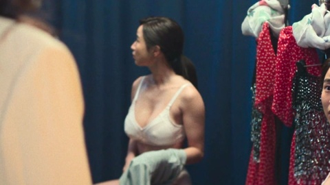 Bang Hyo-rin in Aema (2025) Underwear Asian Dressing Room 1013102