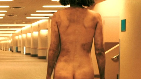 Karolina Wydra Nude as Zosia. Butt, airport, brunette. 1015190