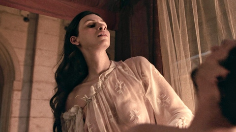 Tamara Radovanović Nude as Celene De Fitzou. Breasts, bedroom, brunette. 1015346